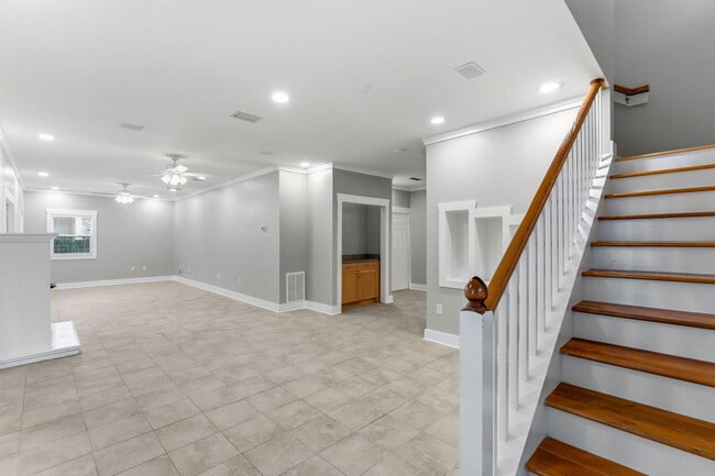 Building Photo - 128 Bay Magnolia Ln