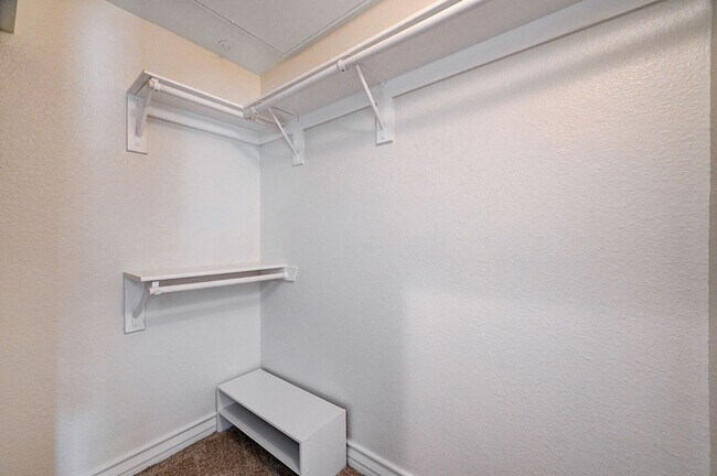 Building Photo - Luxurious Meridian Condo. Live 24/7 Guard ...