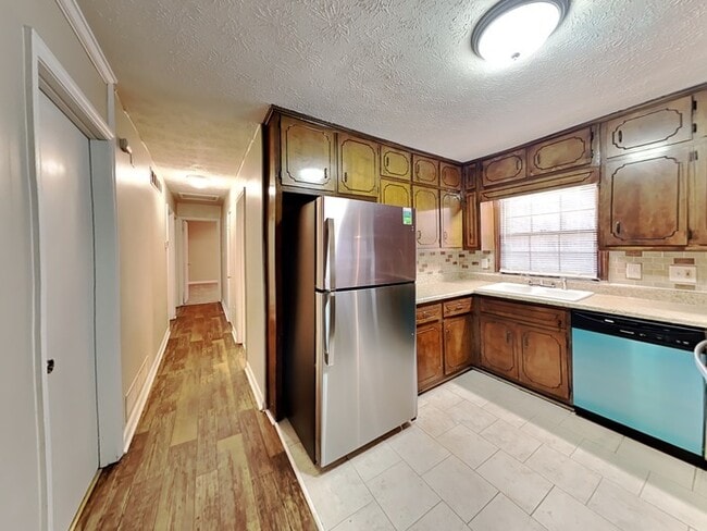 Building Photo - 1811 Wendell Way