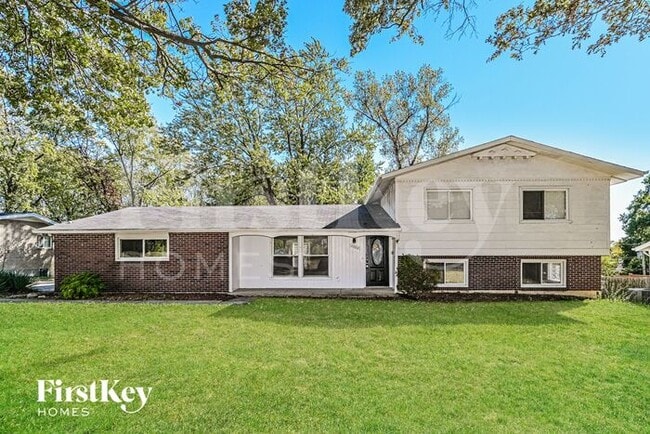 Building Photo - 6680 Foxshire Dr
