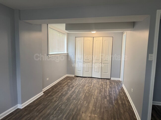 Building Photo - 43 N Walnut Ln