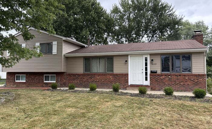 Building Photo - 3623 Bolamo Dr