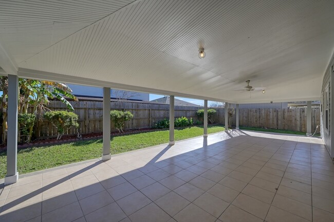 Building Photo - 10130 Woodico Dr