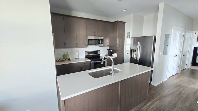 Building Photo - 1505 54th Ave N