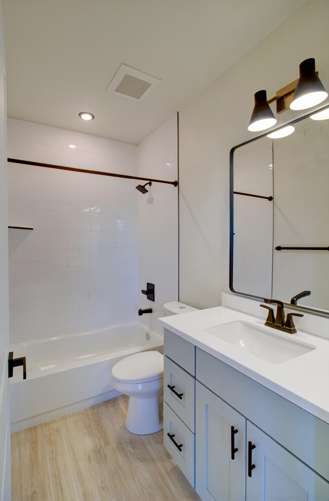 Building Photo - 1246 East Jen Drive