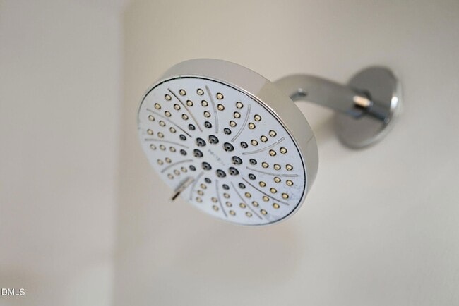 Building Photo - 759 Putney Hl Rd