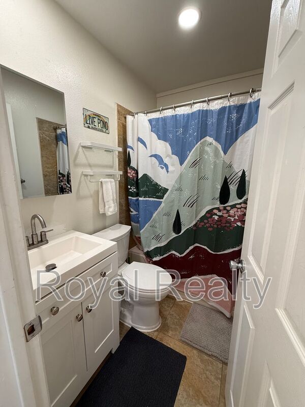 Building Photo - 63 Kalola Pl