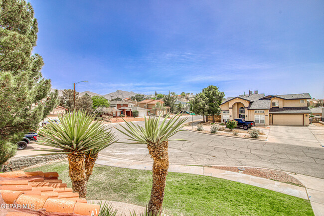 Building Photo - 6205 Brisa Del Mar Dr