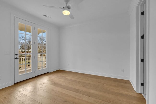 Building Photo - Luxury living in this brand new home - Franklin, TN