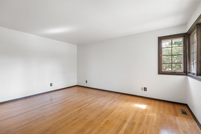 Building Photo - Normandy Park House: Stunning Water Views, Private Sport Court, Entertainer's Dream