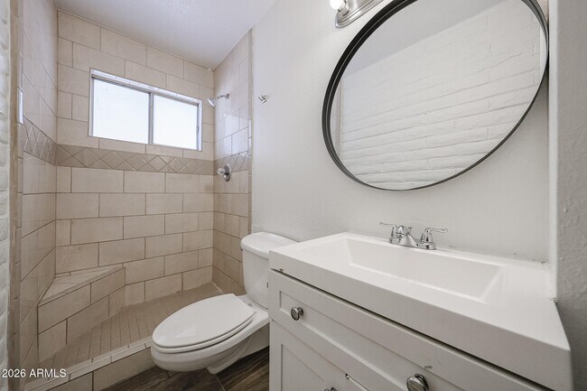 Building Photo - 3119 W Country Gables Dr