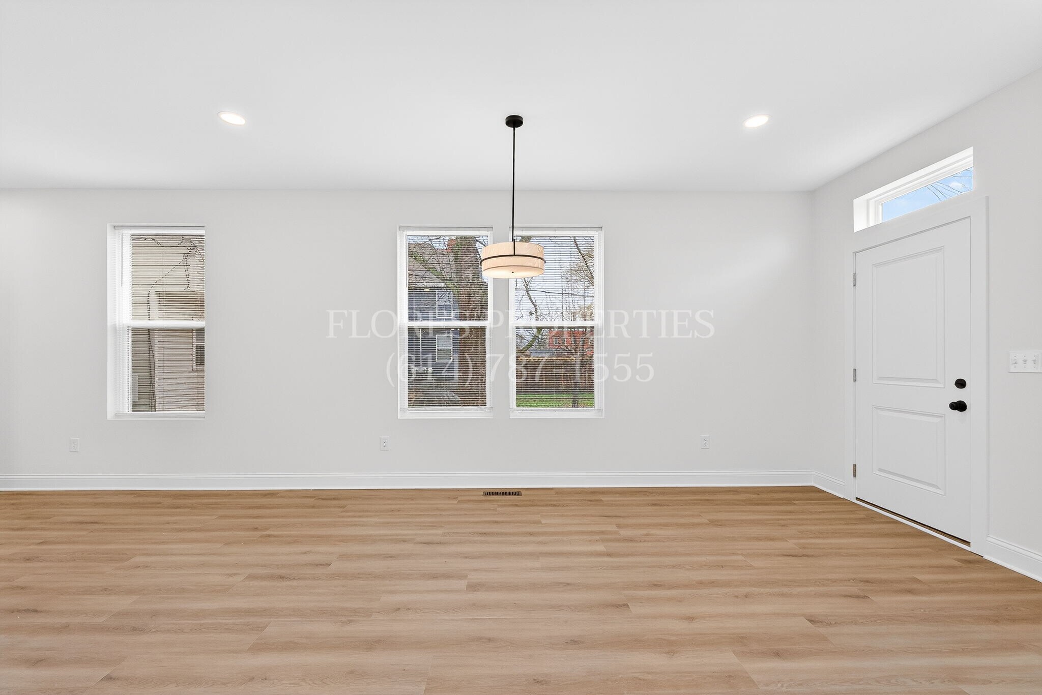 Building Photo - 696 S 22nd St