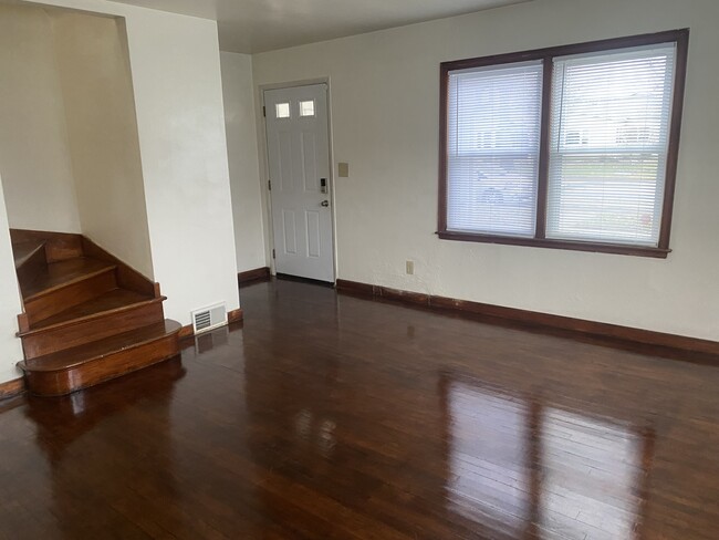 Living Room - 432 North Fourth Street