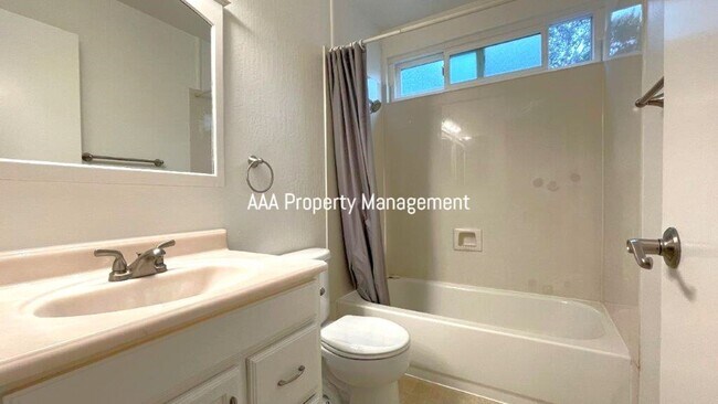 Building Photo - Concord The Crossings Beautiful 3 bedroom 2.5 bath, remodeled kitchen, 2 car garage