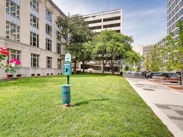 Building Photo - 710 Colorado St