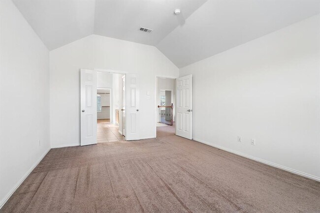 Building Photo - 910 Waterside Dr