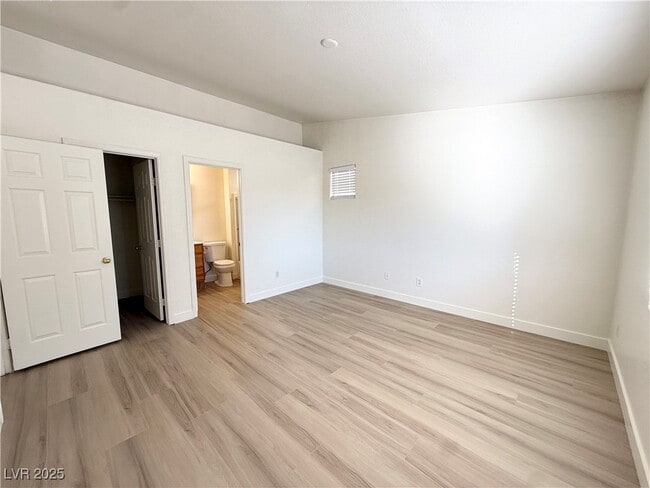 Building Photo - 5718 Royal Sands St