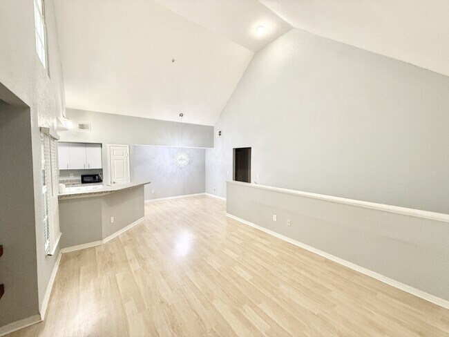 Building Photo - 6324 Raleigh St