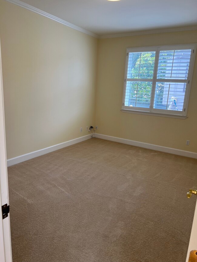 bed room 2 - 1276 45th Ave