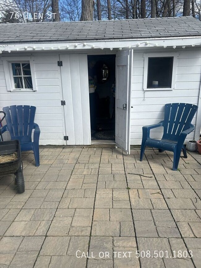 Building Photo - 76 Glen St