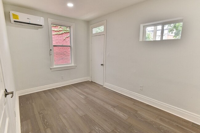 Building Photo - 4 Bedroom Single Family Home on Susquehann...