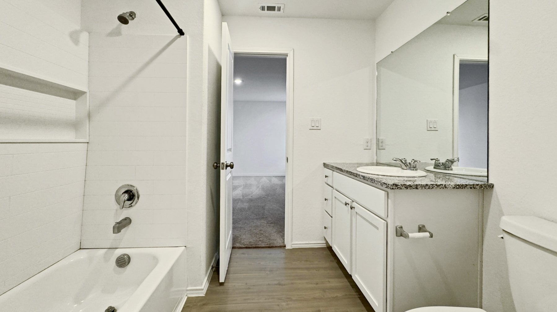 Building Photo - 13930 Wool Pk