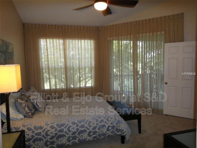 Building Photo - 372 Enclave Dr