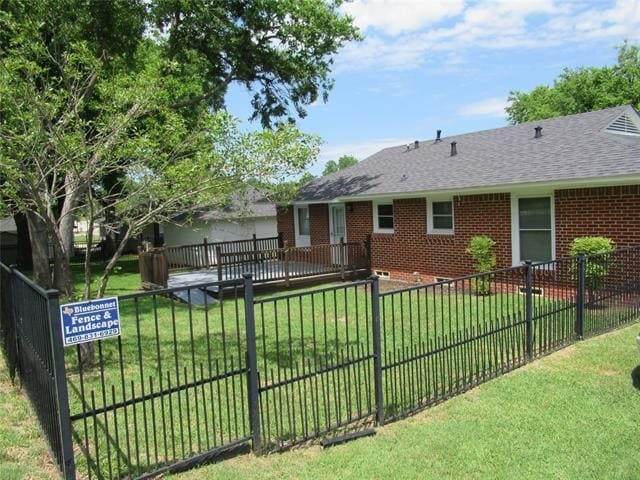 Building Photo - 106 S Clark St