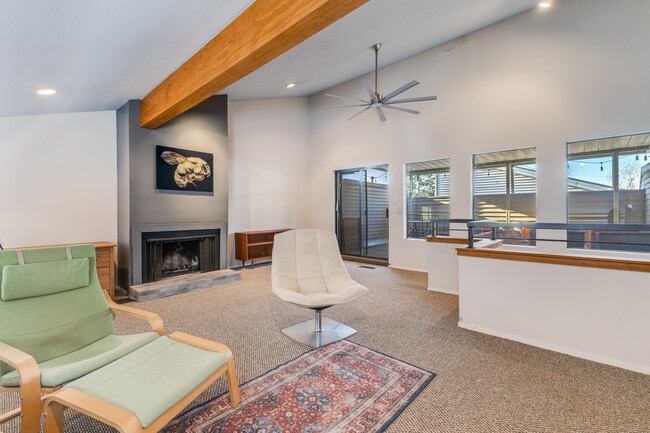 Building Photo - 4411 Gilbert Ave