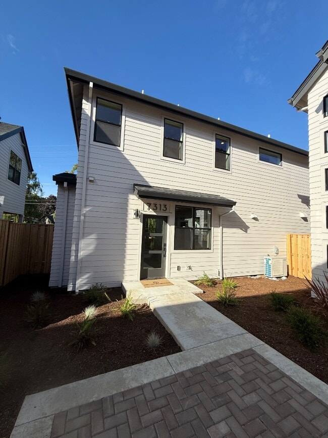 Building Photo - 7313 N Willamette Blvd