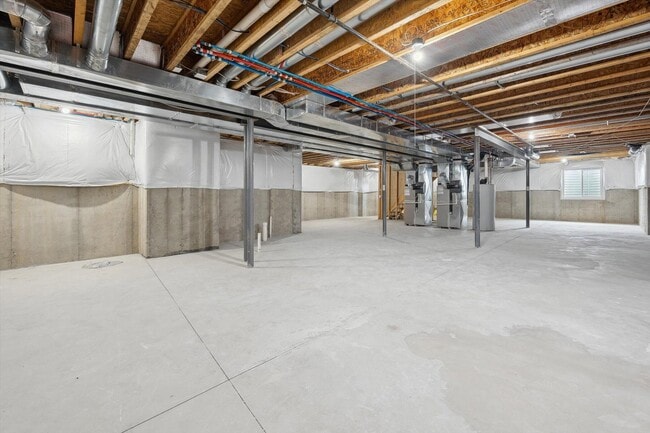 Building Photo - 1840 Tapadera Dr