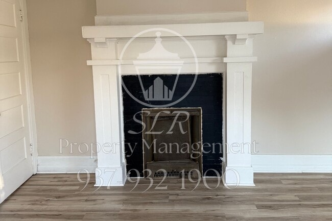 Building Photo - 541 Grafton Ave