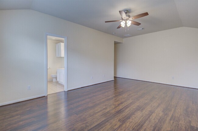 Building Photo - 17523 Cypress Orchard Ln