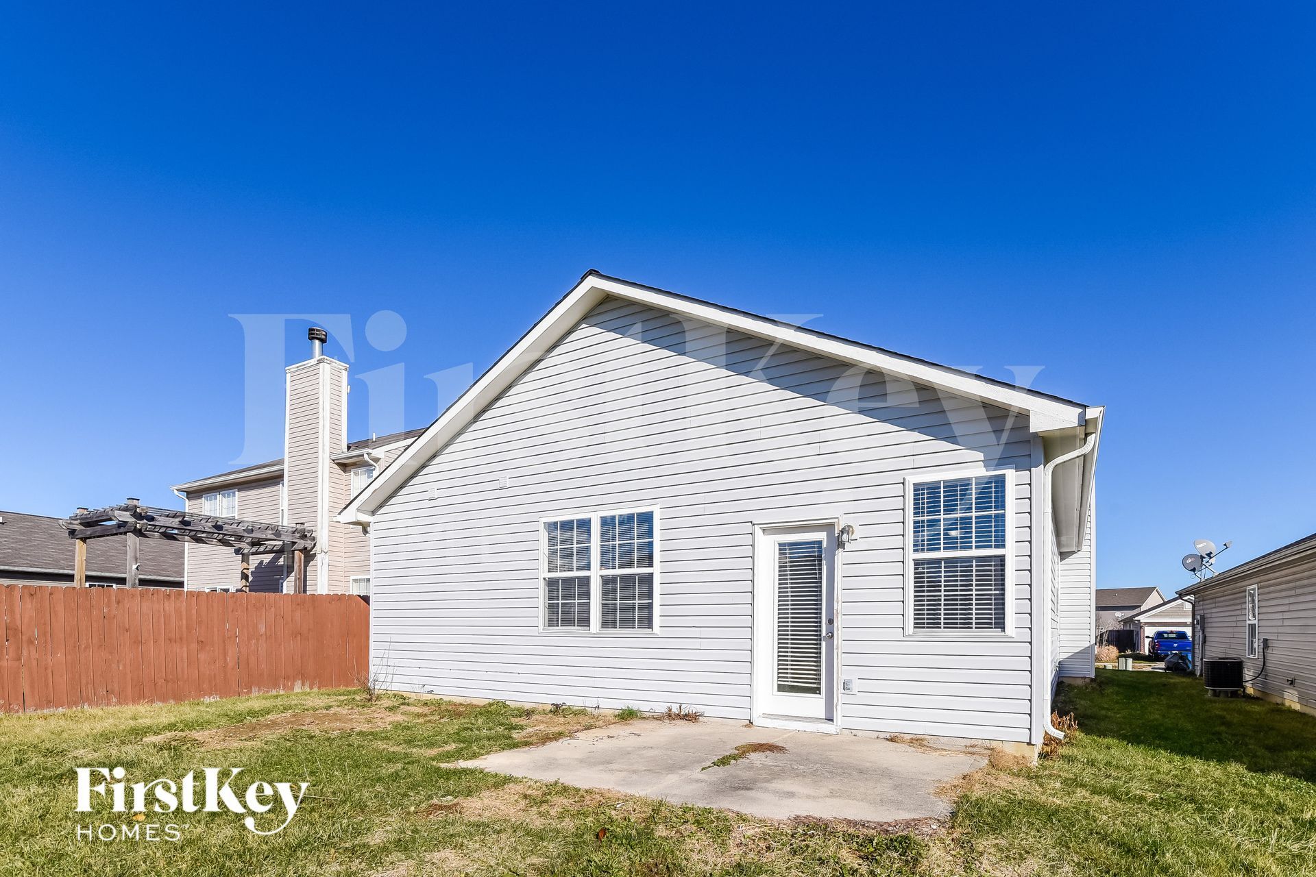 Building Photo - 5630 Sweet River Dr