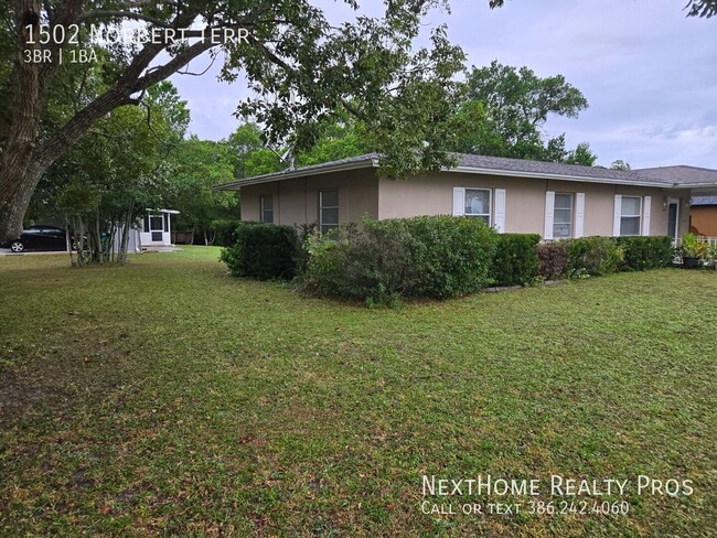 Building Photo - 1502 Norbert Terrace