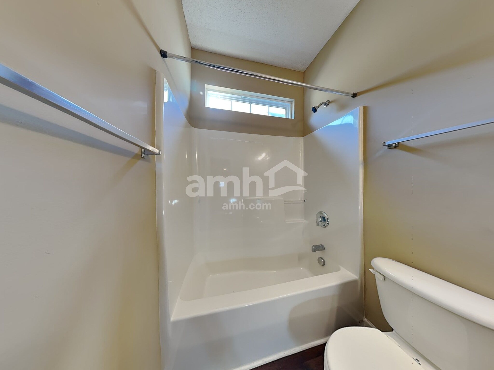 Building Photo - 6039 Willomere Cir