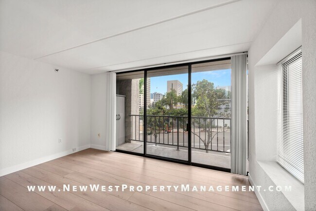 Building Photo - Renovated Cortez Hill 2 Bedroom at Symphon...