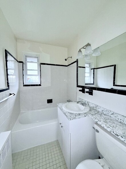 Building Photo - 220 Prospect Ave