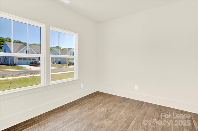 Building Photo - 207 Aspire Cir