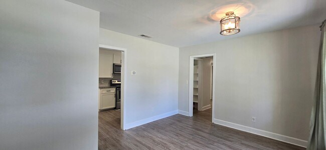 Building Photo - PRICE REDUCTION -Open House 8/2/2025 10:30...