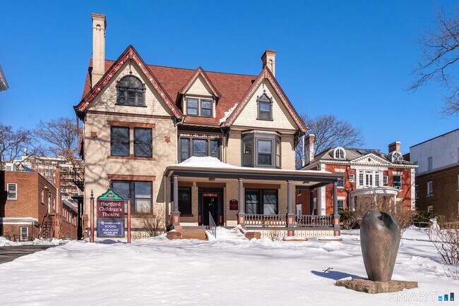 Building Photo - 360 Farmington Ave