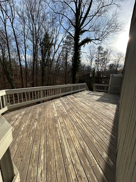 Building Photo - 6278 Occoquan Forest Dr