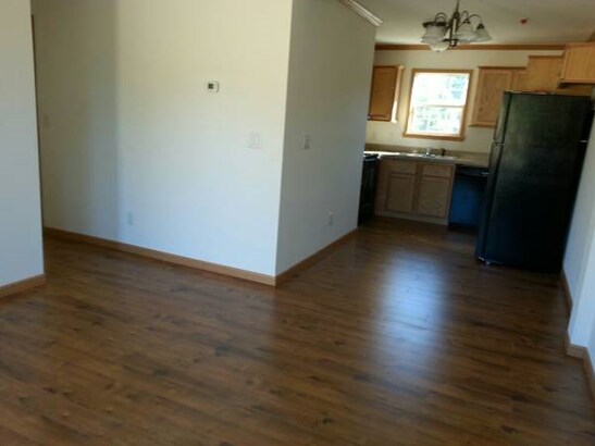 Building Photo - 8 Rockledge Ct