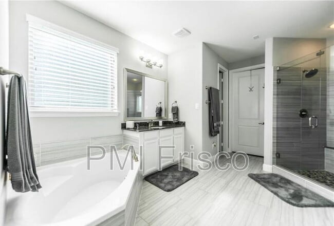 Building Photo - 4536 Addax Trail