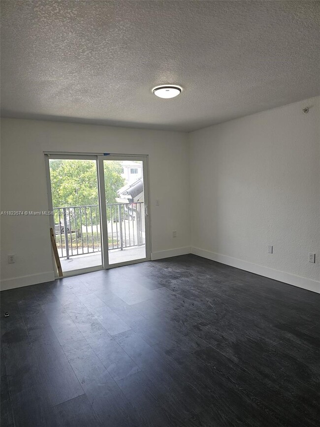 Building Photo - 15410 SW 284th St