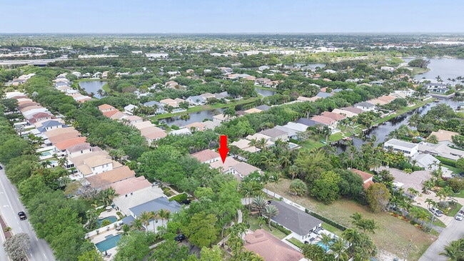 Building Photo - 981 Delray Lakes Dr