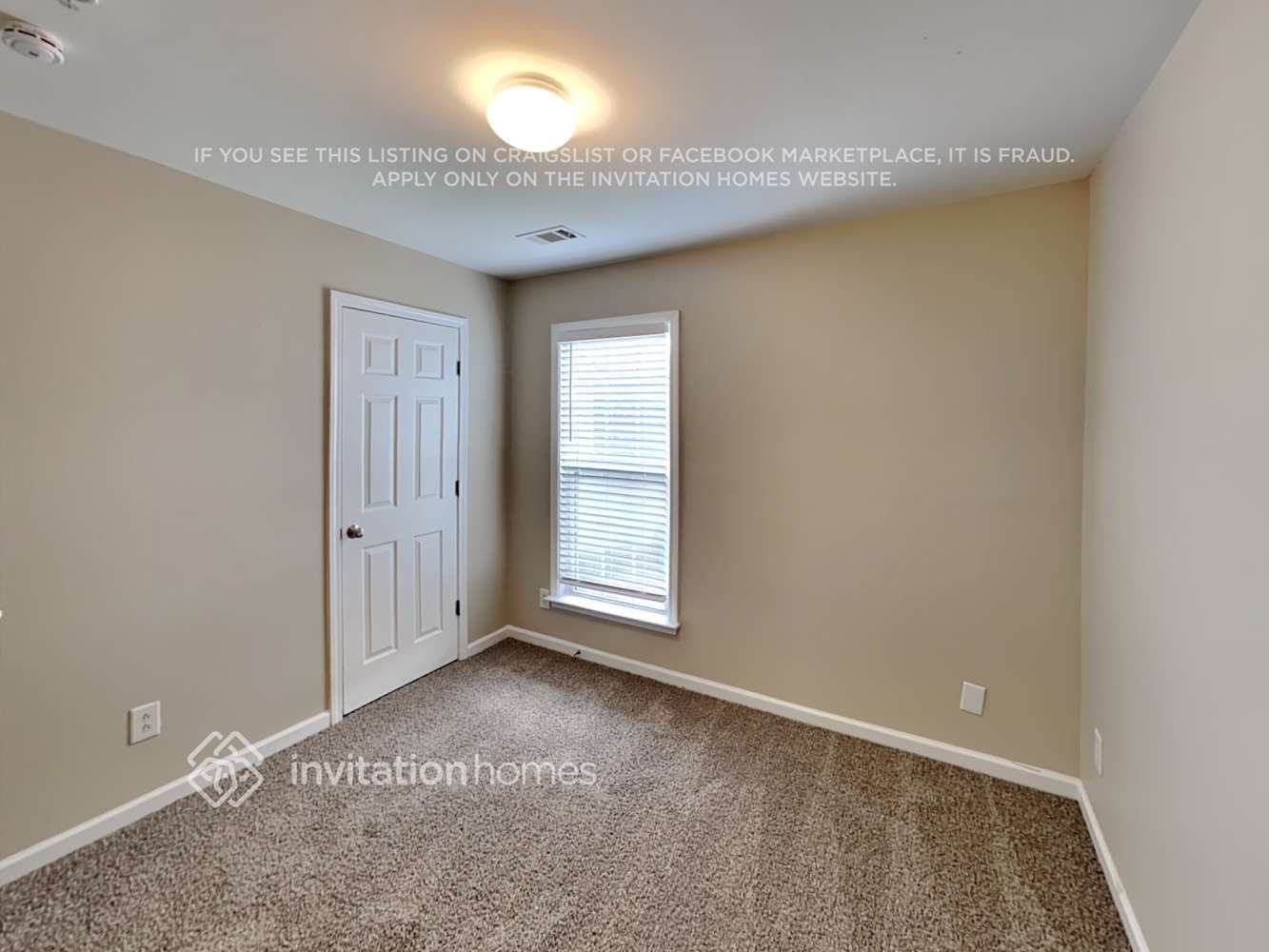 Building Photo - 320 Balaban Cir