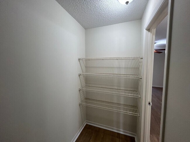 Building Photo - 2611 Antilles Dr
