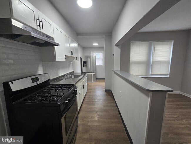 Building Photo - 1315 Fillmore St