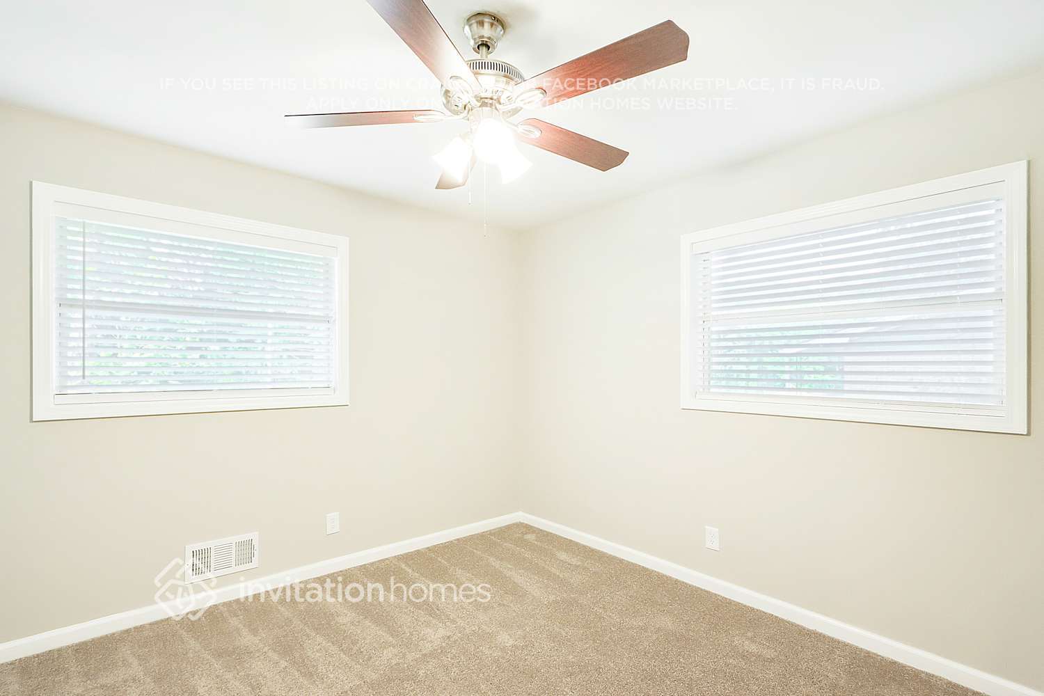 Building Photo - 3677 Glen Mora Dr